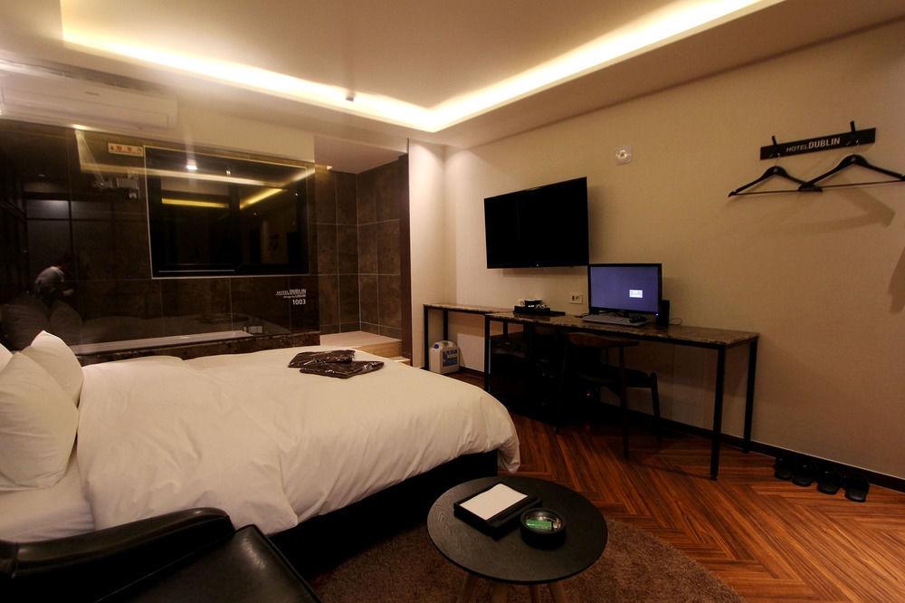 Dublin Hotel Busan Extérieur photo
